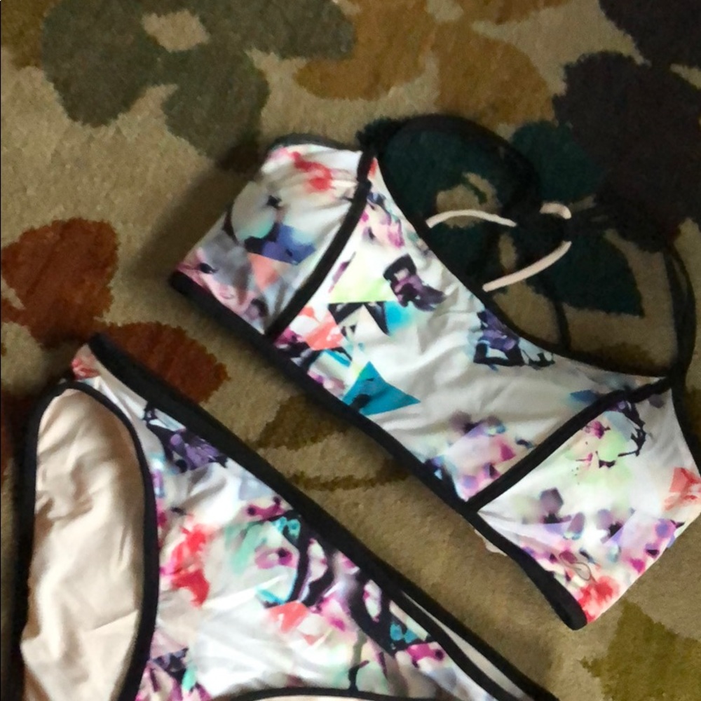 🌸 BIKINI 🌸